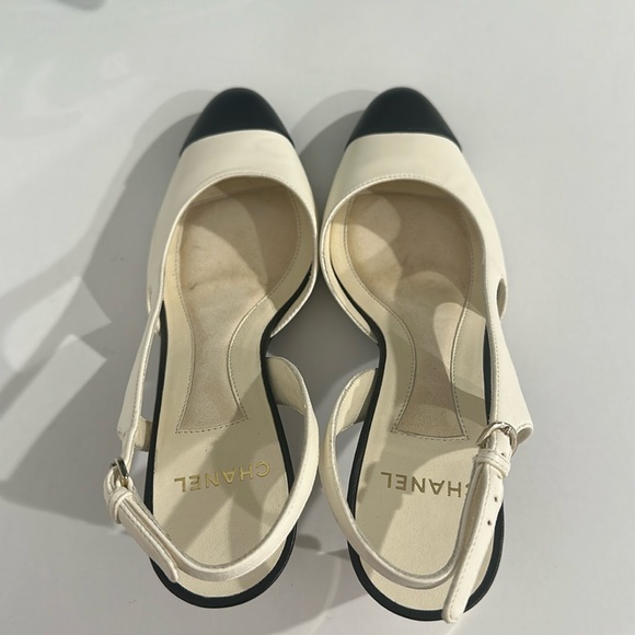Chanel Lambskin Cap Toe Slingback Pearl Pumps size 36 - Picture 7 of 12